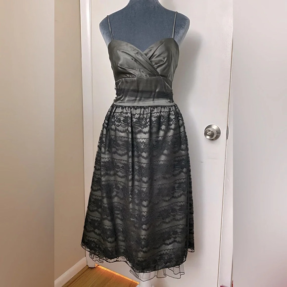 Intrigue Cocktail Party Black Lace Over Green Satin Dress Size 6 - Picture 1 of 13